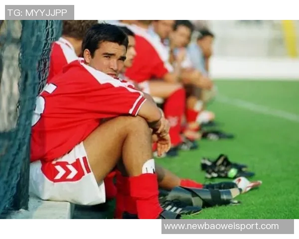 巴萨关注本菲卡19岁后卫奥利维拉德科与经纪人深入洽谈