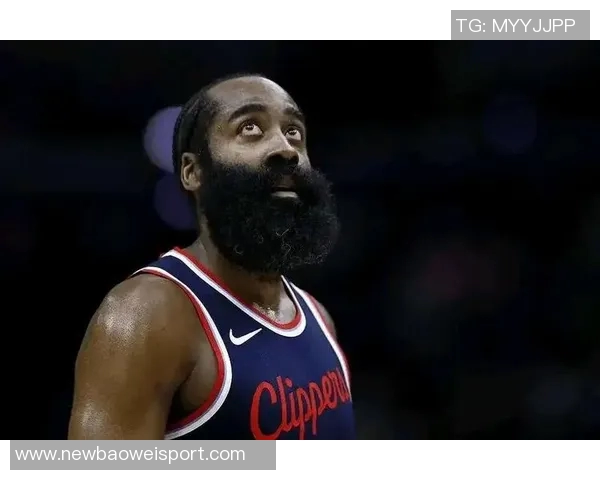 哈登全力追逐季后赛梦想小卡何时才能摆脱观赛生活